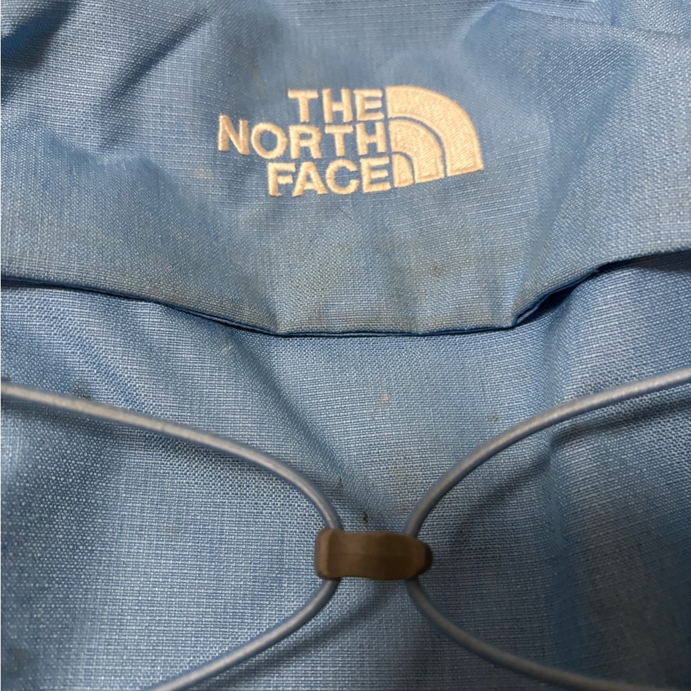 North face backpack - Picture 2 of 12